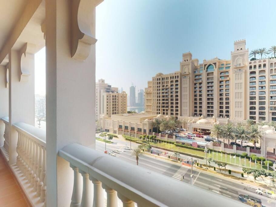 Fully Upgraded - Close To Palm Mall - Sea View Dubai Exterior photo
